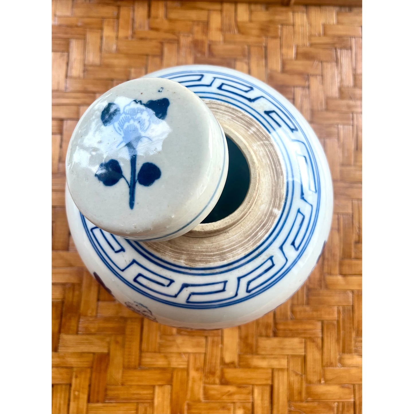 Blue & White Porcelain Flower Storage Vessel