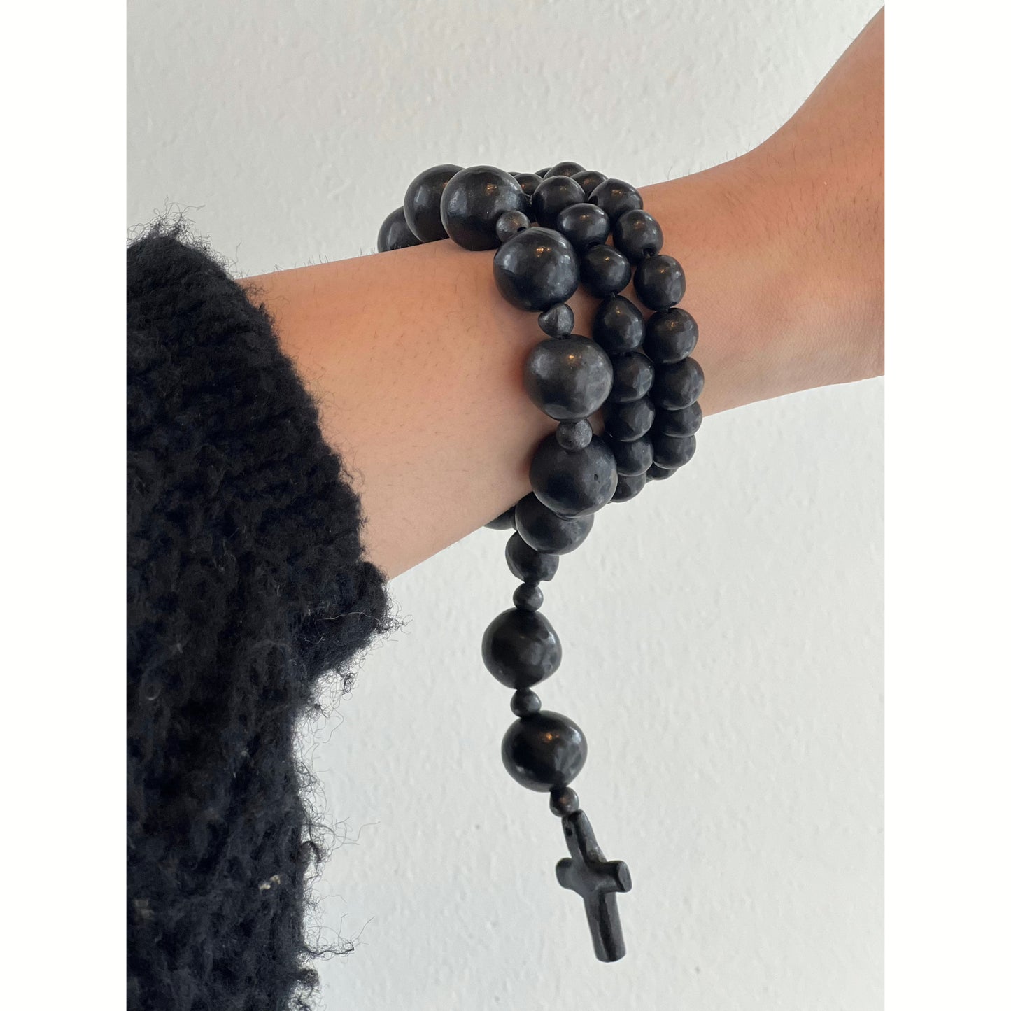 Black Ceramic Cross Beaded Bracelet