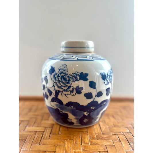 Blue & White Porcelain Flower Storage Vessel